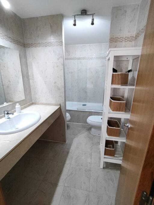 Full Apartment With Private Pool Естепона Екстериор снимка